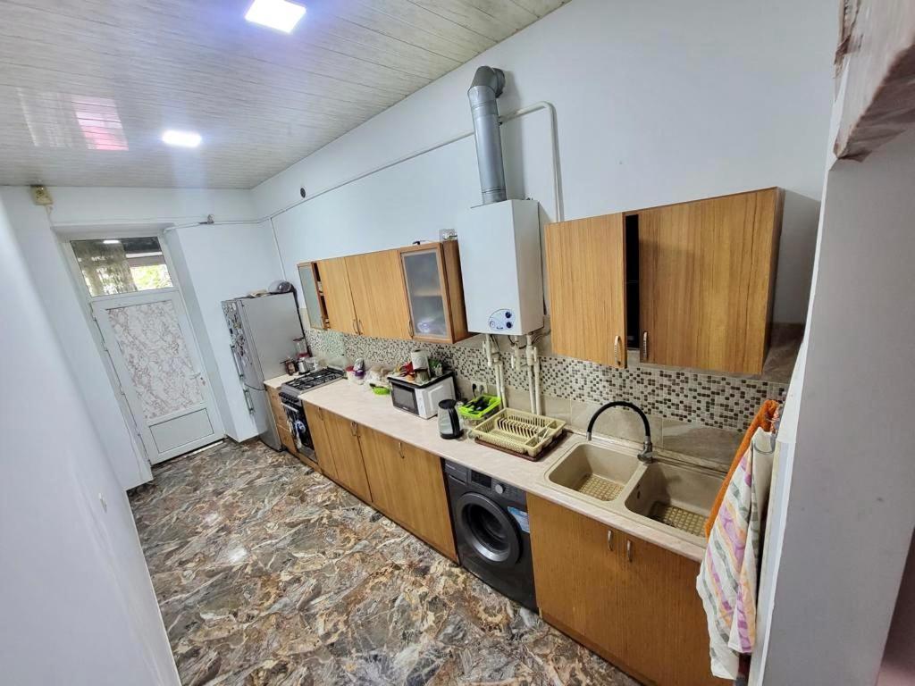 Karson Guest House And Tours Yerevan Exterior foto