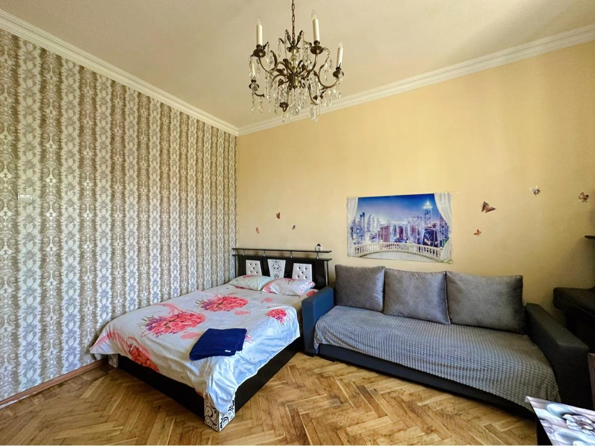 Karson Guest House And Tours Yerevan Exterior foto